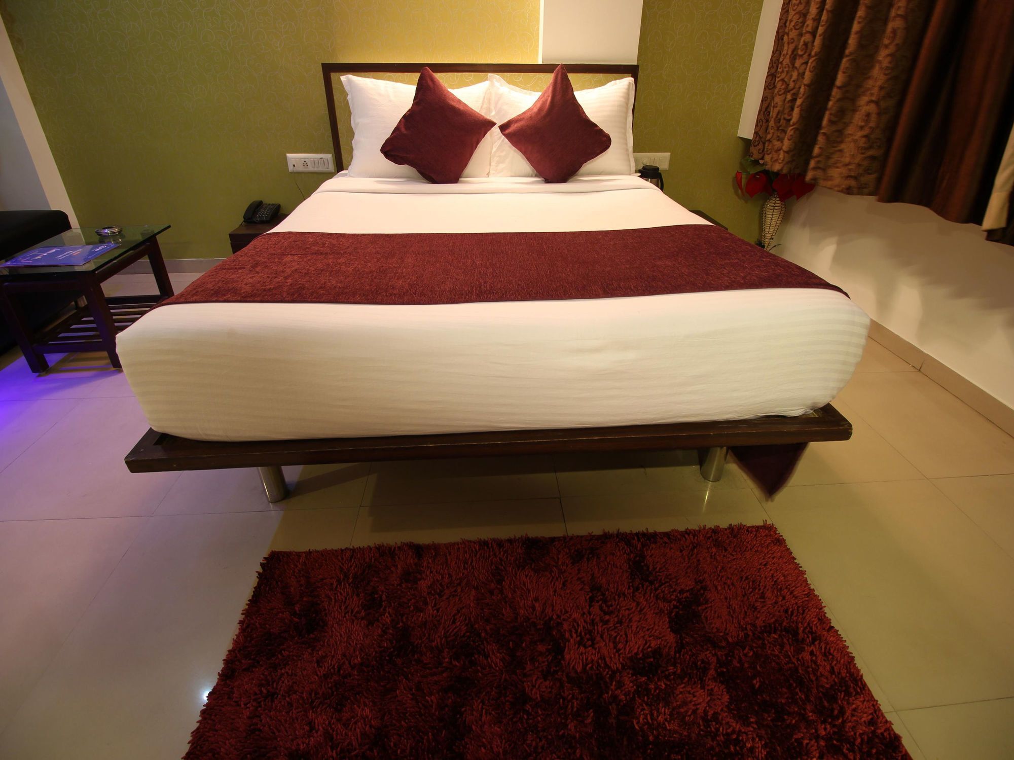 Oyo 2485 Hotel Kalash Inn Ahmedabad Eksteriør billede