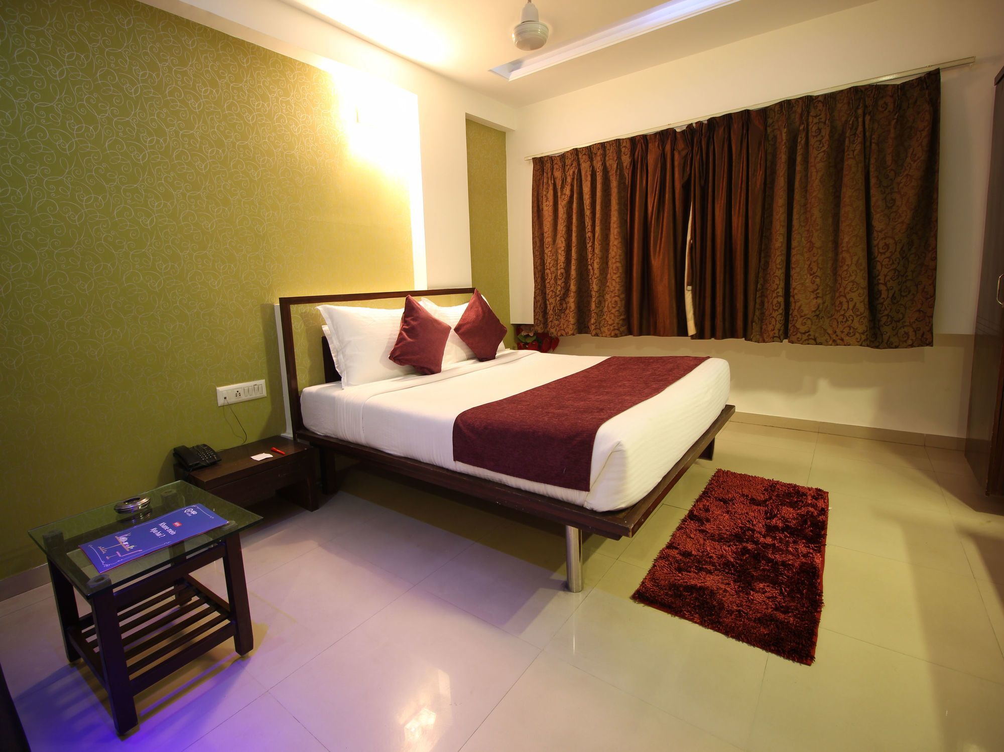 Oyo 2485 Hotel Kalash Inn Ahmedabad Eksteriør billede